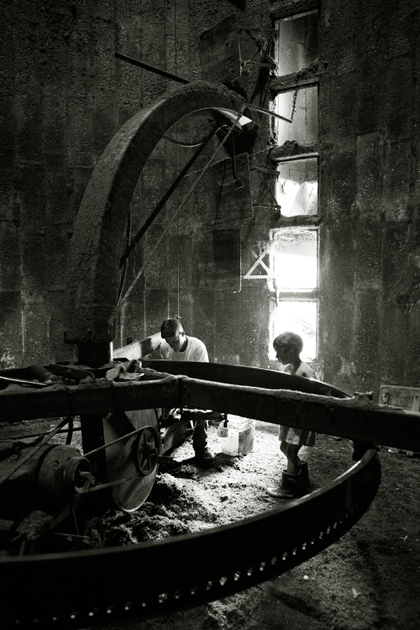 Repairing the Silo Unloader